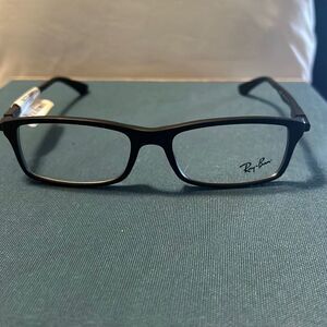 NWT 009 beautiful stylish ray ban eyeglasses slim and sleek black  2022